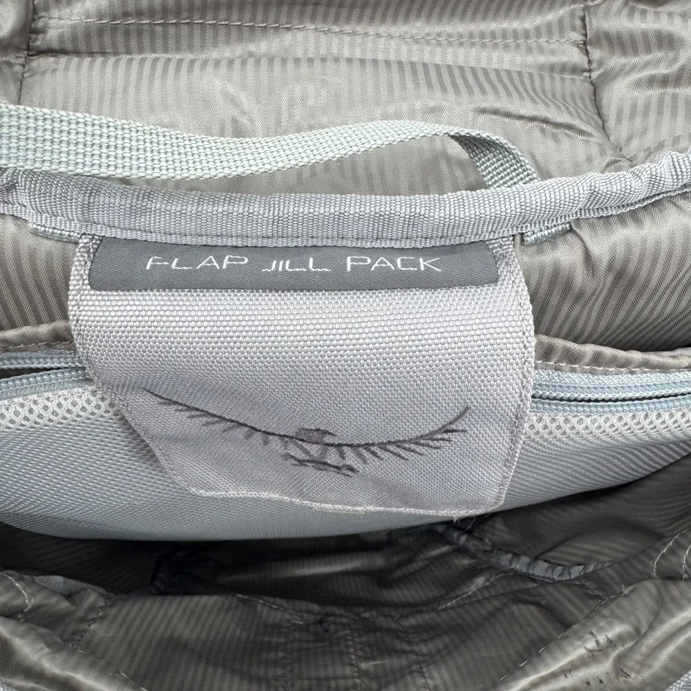 Osprey Flap Jill Pack Backpack Gray Purple Laptop Sleeve Hiking Travel